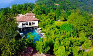 Uttarakhand – Luxury Wellness in the Himalayas